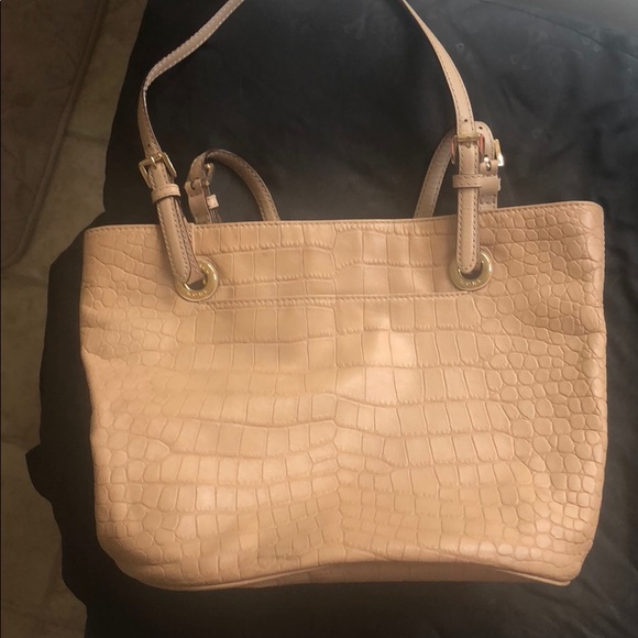 Michael Kors beige purse. - Picture 3 of 4